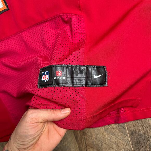 Tampa Bay Buccaneers Jersey Men's Size Large 44 Red Nike On Field Stitched 3465 - Picture 3 of 10